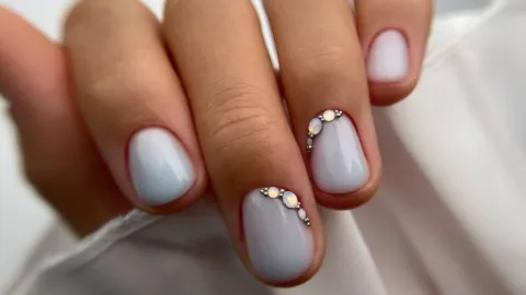 Prestation d'onglerie, Kristy Deianu, à Nice