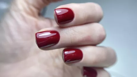 Prestation d'onglerie, Kristy Deianu, à Nice