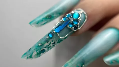 Prestation d'onglerie, Kristy Deianu, à Nice