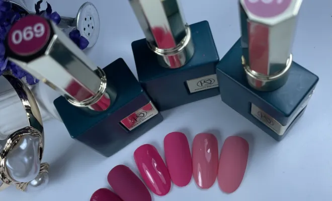 De nouvelles couleurs sont arrivées, Nice, KRISTY DEIANU