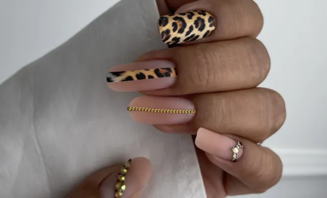 Cette semaine nous avons fini une formation base niveau 1 manucure russe et Popits , Nice, KRISTY DEIANU