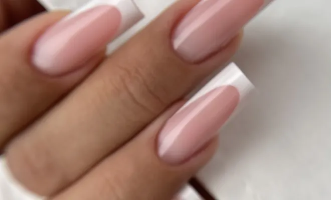 Fin formation manucure russe et Popits à Nice , Nice, KRISTY DEIANU